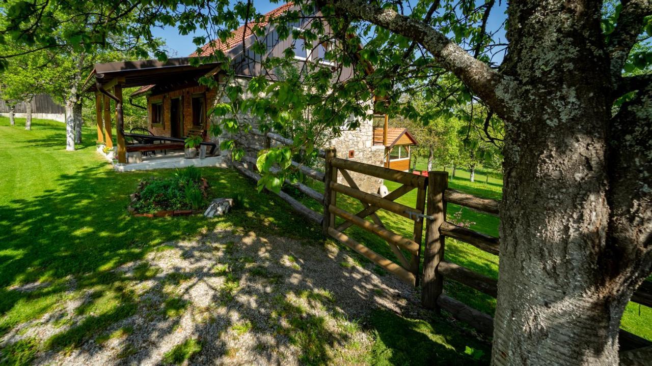 Holiday Home "Sleme" With Jacuzzi, Big Garden And Arbor With Fireplace Skrad Exterior foto
