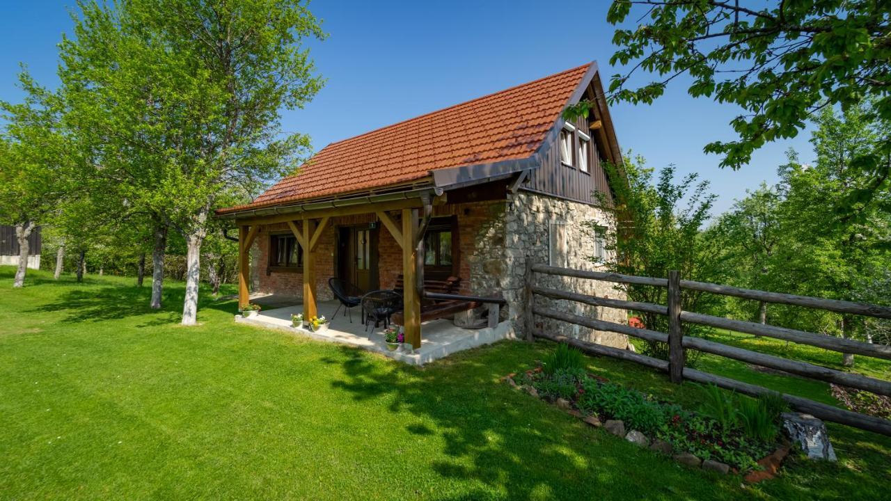 Holiday Home "Sleme" With Jacuzzi, Big Garden And Arbor With Fireplace Skrad Exterior foto