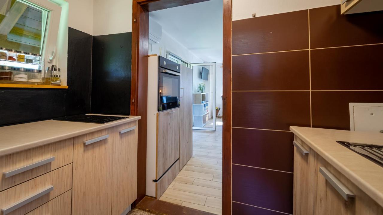 Holiday Home "Sleme" With Jacuzzi, Big Garden And Arbor With Fireplace Skrad Exterior foto